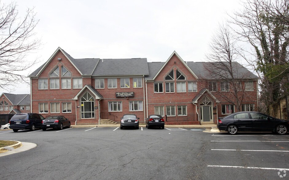 More Photos Of 5663-5673 Columbia Pike, Falls Church Office For Lease