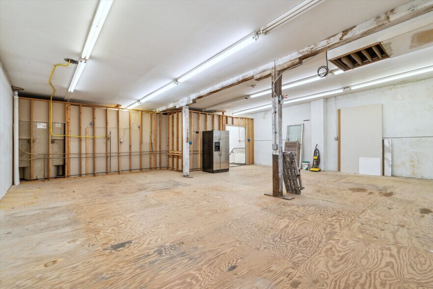 More Photos Of 419 Pierce St, Philadelphia Police Fire Station For Sale