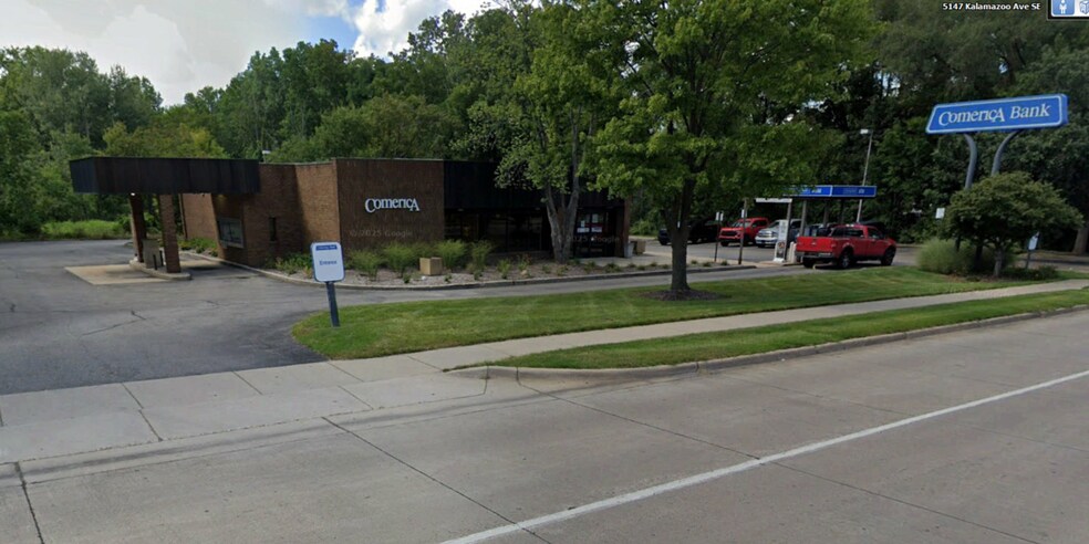 Primary Photo Of 5135 Kalamazoo Ave SE, Grand Rapids Bank For Sale