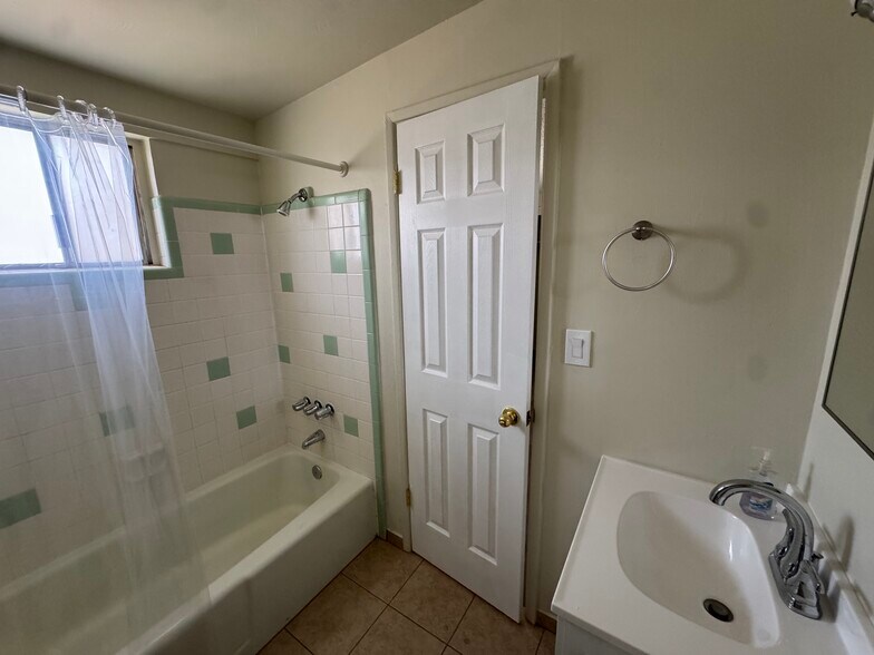 More Photos Of 730 E Limberlost Dr, Tucson Apartments For Sale