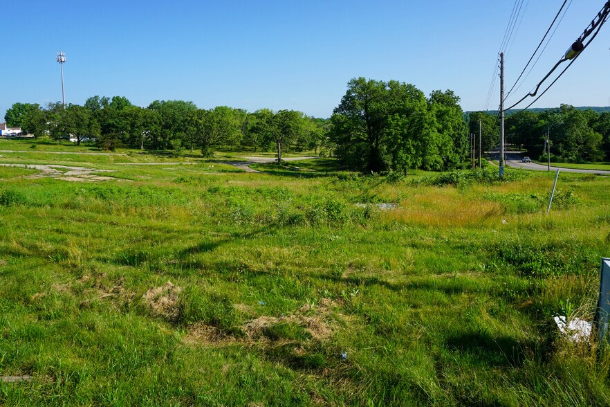 More Photos Of 1349 E 72 Hwy, Rolla Land For Sale