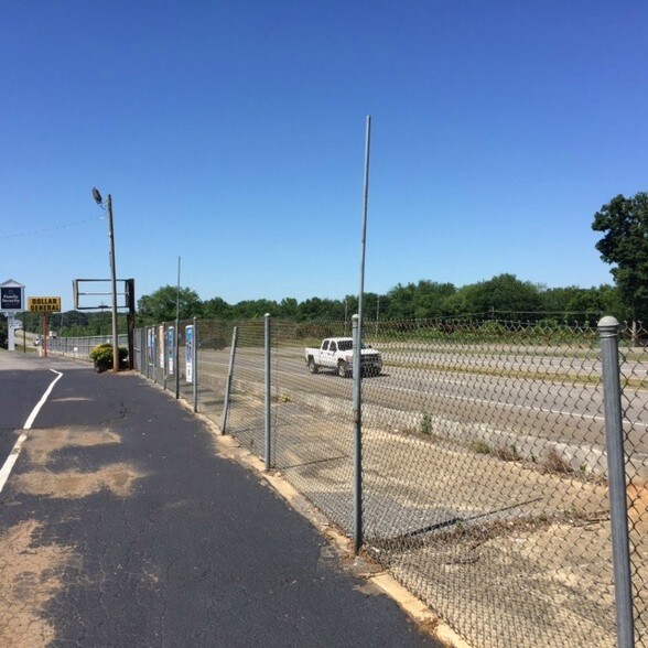 More Photos Of 41125 Us Highway 72, Stevenson Storefront For Sale