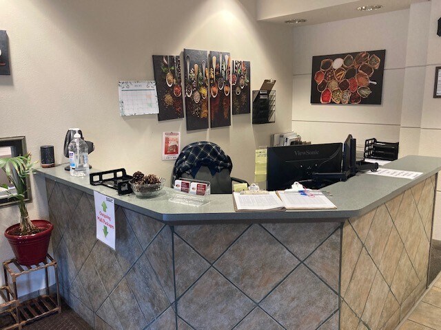 More Photos Of 3041 University Blvd SE, Albuquerque Warehouse For Sale