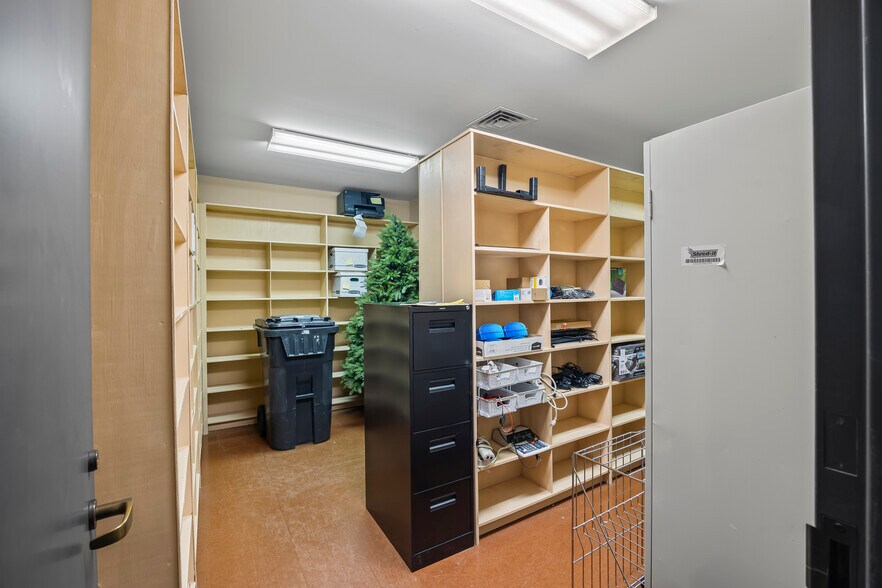 More Photos Of 26 Security Dr, Jackson Office For Lease