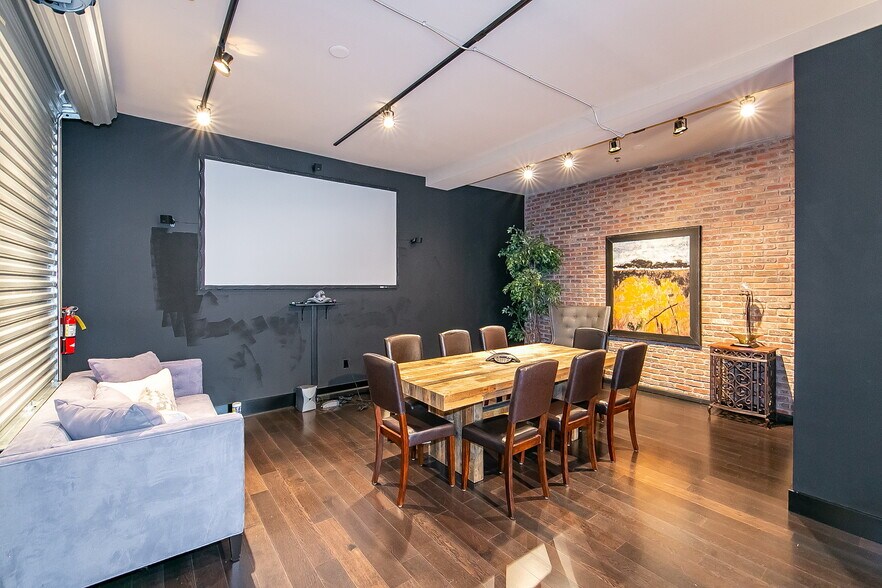 More Photos Of 319 Atlanta St, Marietta Office For Sale