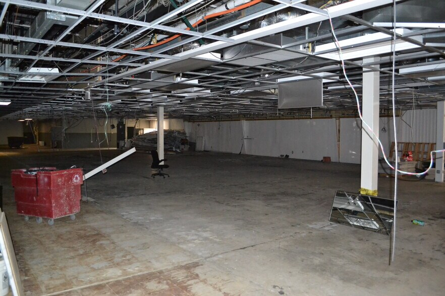 1201 Cumberland Ave, West Lafayette, IN 47906 Office For Lease