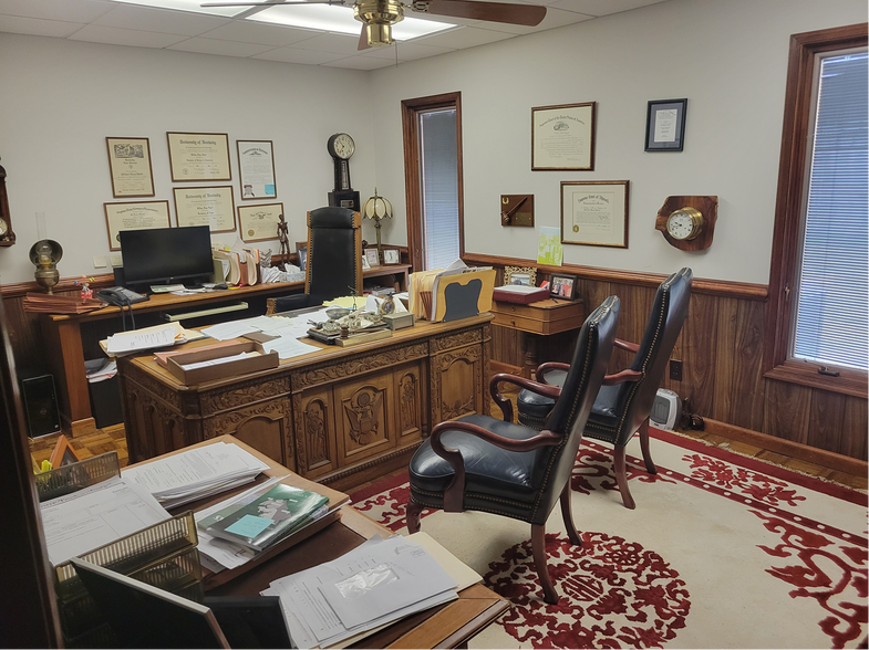 More Photos Of 710 Denbigh Blvd, Newport News Office For Sale