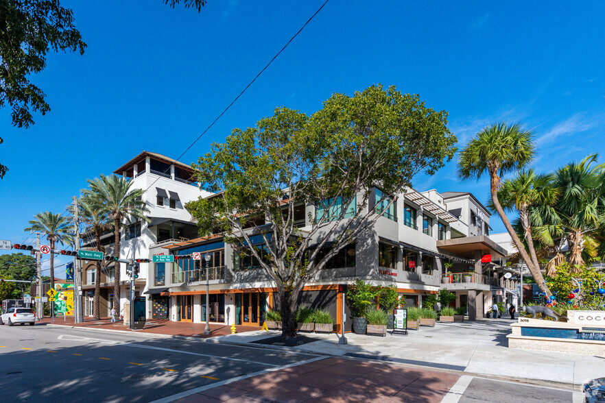 Primary Photo Of 3059 Grand Ave, Coconut Grove General Retail For Lease