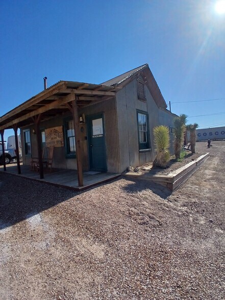 More Photos Of 317 N Columbia St, Goldfield Manufactured Housing Mobile Home Park For Sale