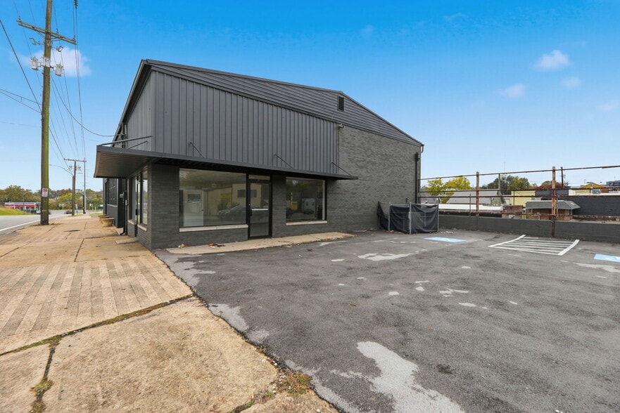 More Photos Of 1501 N Central St, Knoxville Land For Sale