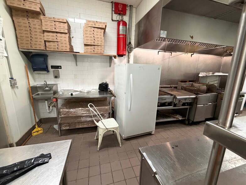 More Photos Of 11805-11921 Westheimer Rd, Houston Fast Food For Lease