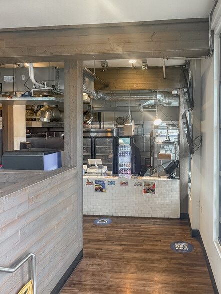 More Photos Of 4937 SE Division St, Portland General Retail For Lease