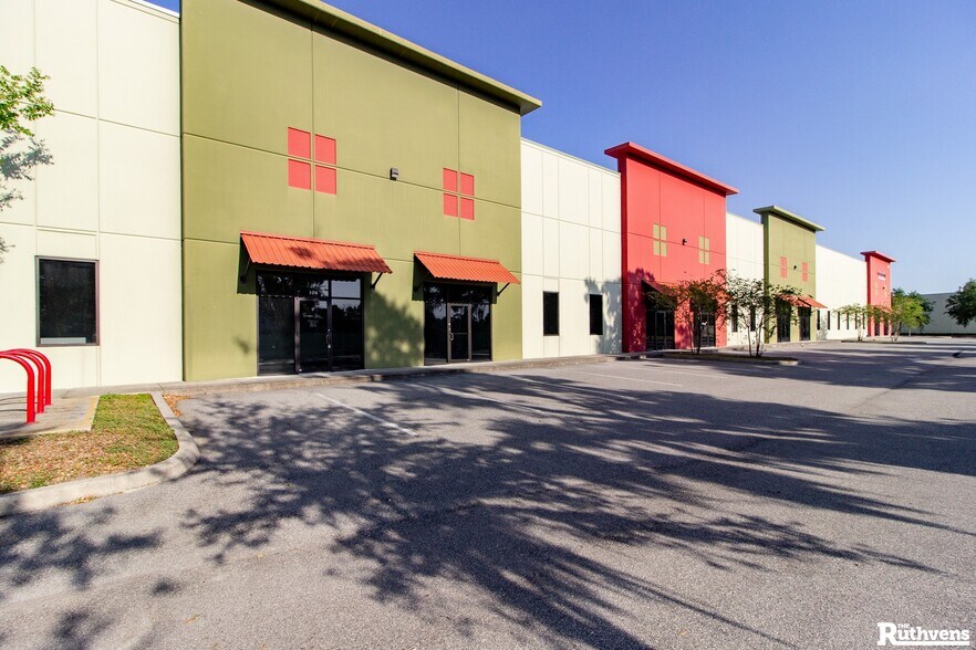 More Photos Of 4190 Waring Rd, Lakeland Manufacturing For Lease