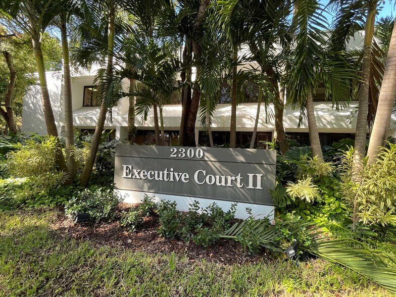 More Photos Of 2300 NW Corporate Blvd, Boca Raton Office For Sale