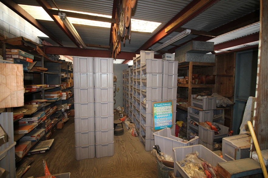 959 Queen St, Honolulu, HI 96814 Auto Repair For Sale