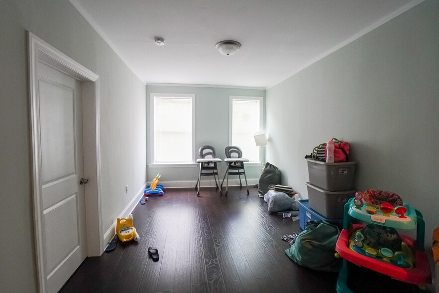 More Photos Of 4139 S Prairie Ave, Chicago Apartments For Sale
