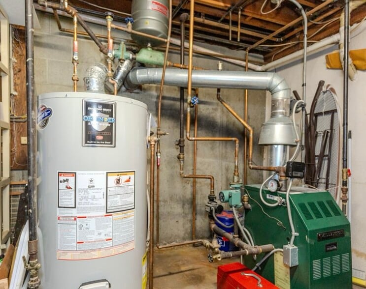 More Photos Of 230 Airport Rd, Warwick Office For Sale