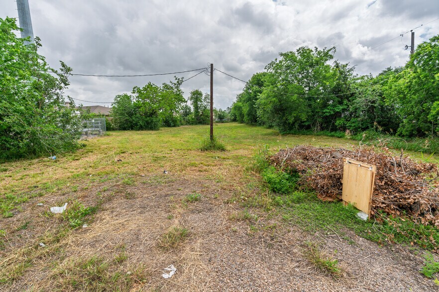 More Photos Of 0 S Shaver St, Pasadena Land For Sale