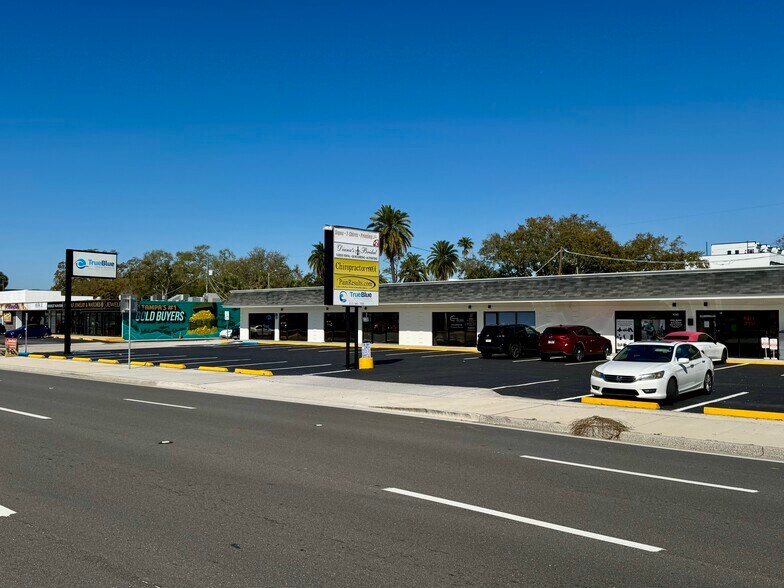 More Photos Of 4257 W Kennedy Blvd, Tampa Storefront For Lease
