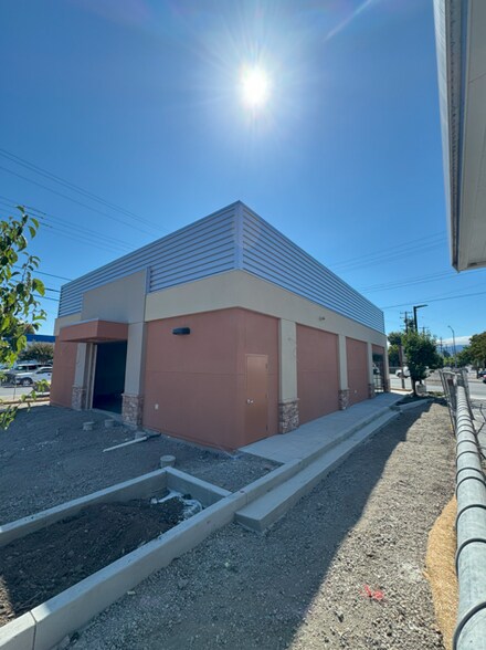More Photos Of 2219 El Camino Real, Redwood City General Retail For Lease