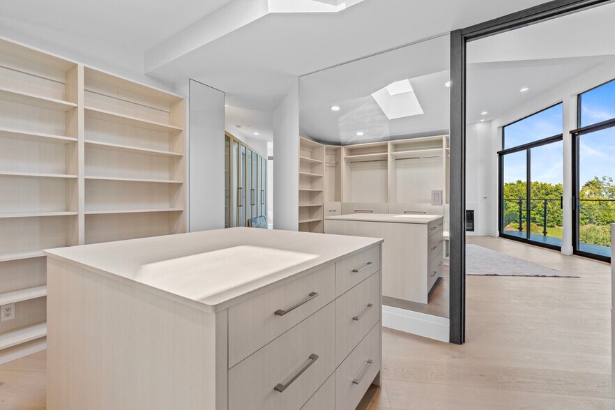 More Photos Of 6380 Meadows Ct, Malibu Rehabilitation Center For Lease