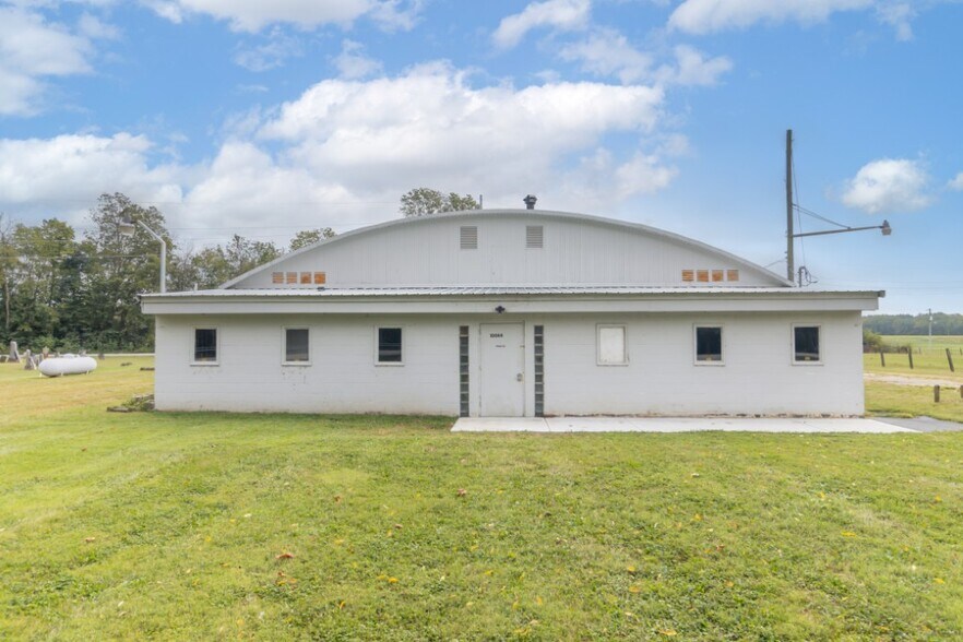 More Photos Of 10066 N Carthage Pike, Carthage Warehouse For Sale