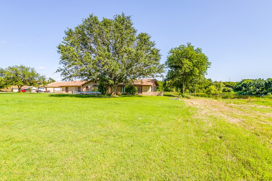 More Photos Of 1711 Walter Holliday, Cleburne Land For Sale