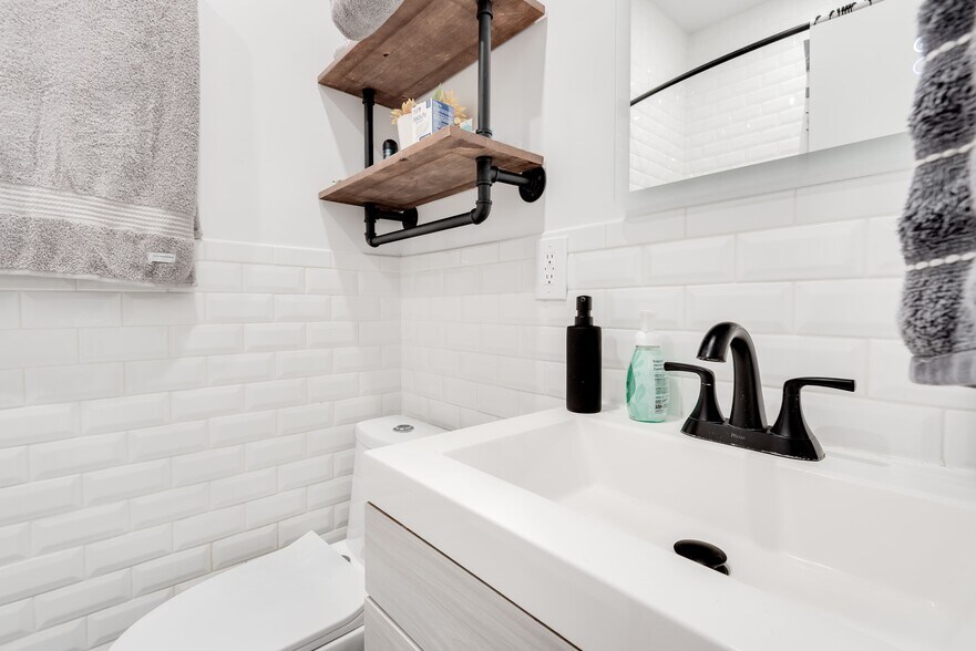 More Photos Of 579 Decatur St, Brooklyn Apartments For Sale