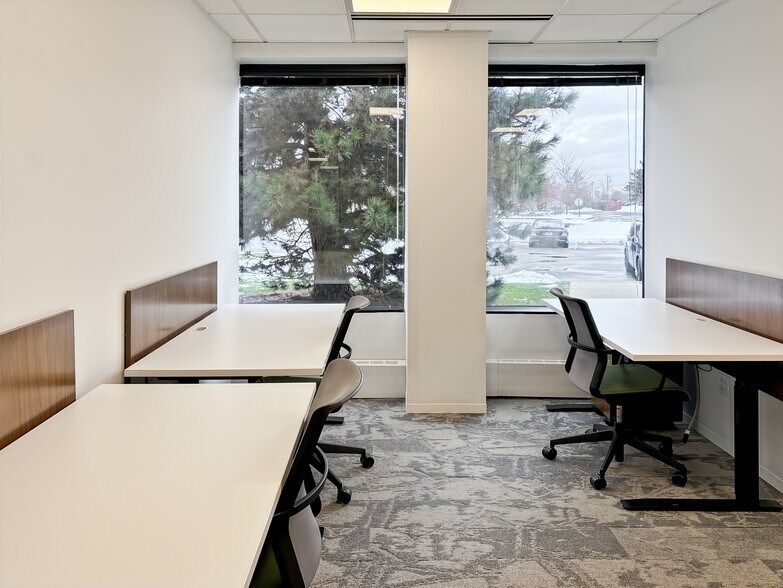 More Photos Of 544 Lakeview Pkwy, Vernon Hills Coworking Space