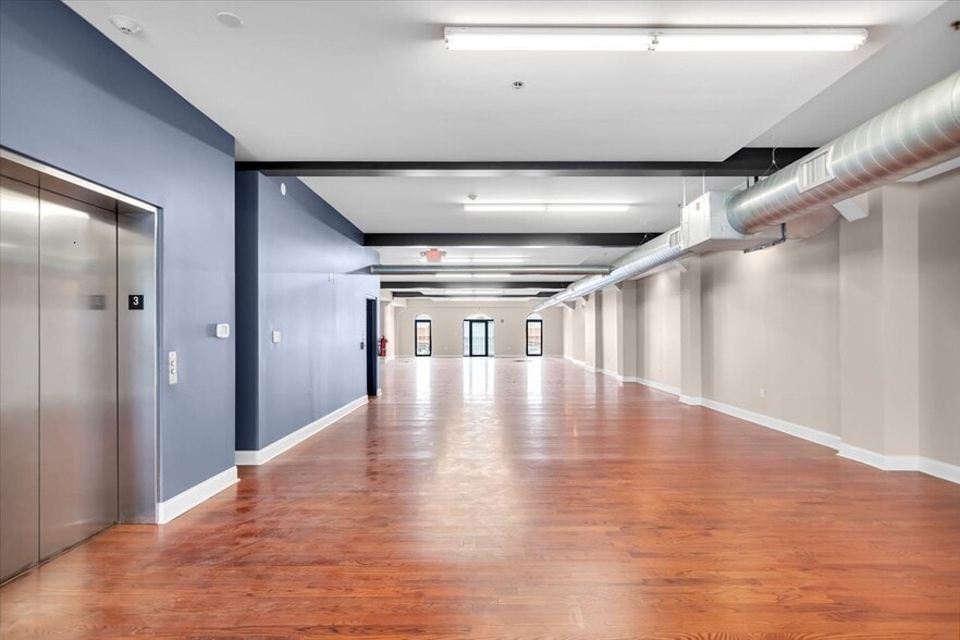 More Photos Of 1314-1316 S Howard St, Philadelphia Manufacturing For Sale