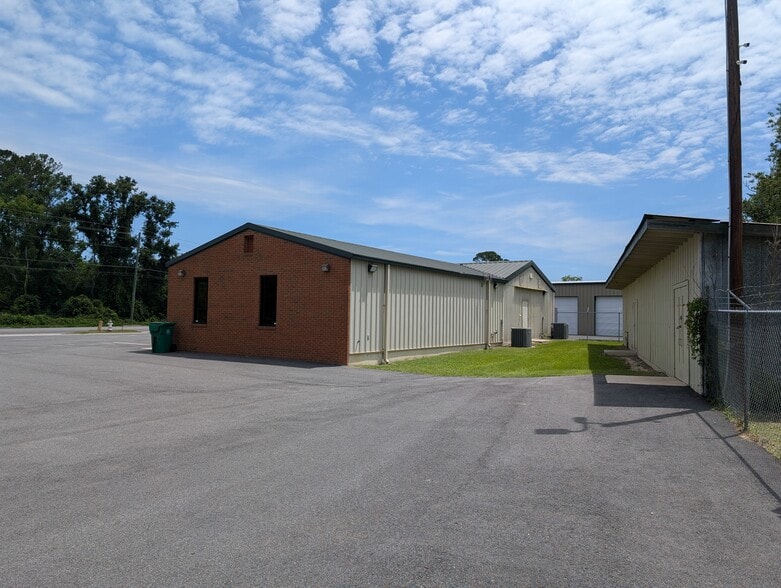 More Photos Of 1321 W Hill Ave, Valdosta Office For Sale