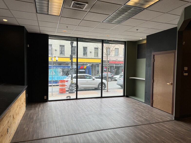 More Photos Of 40 Steuben Pl, Albany Apartments For Lease