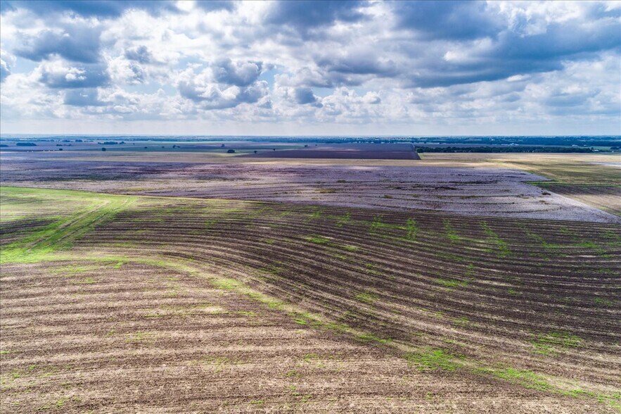More Photos Of 550 County Road 404, Taylor Land For Sale