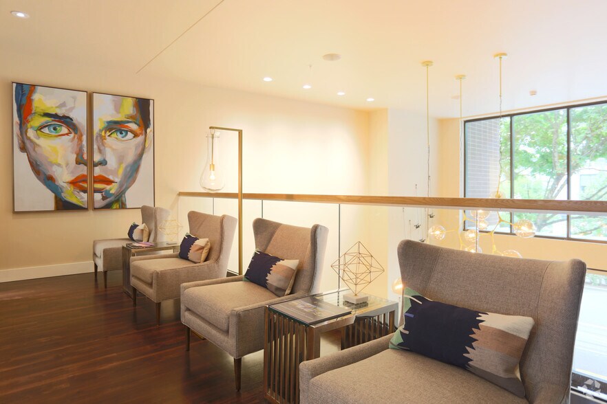 More Photos Of 1221 SW 11th Ave, Portland Apartments For Lease