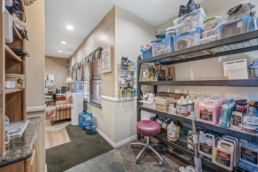 More Photos Of 3112 Willow Creek Rd, Prescott Carwash For Sale