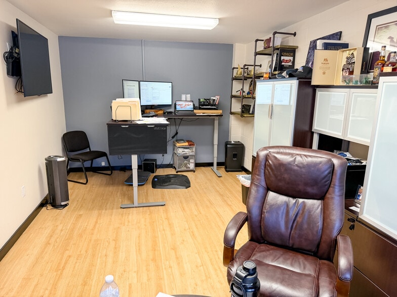 More Photos Of 126 Fern St, Santa Cruz Service For Sale