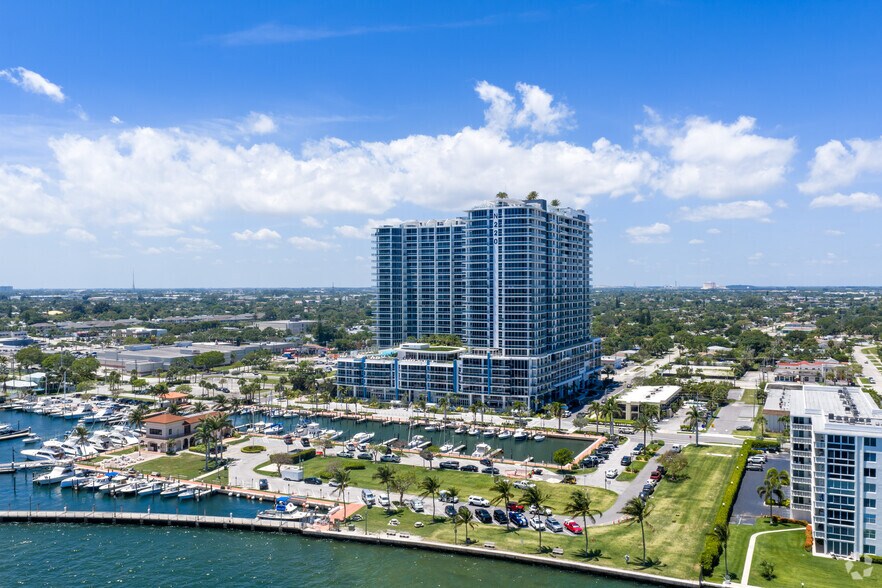 More Photos Of 220 Lake Shore Dr, Lake Park Apartments For Lease