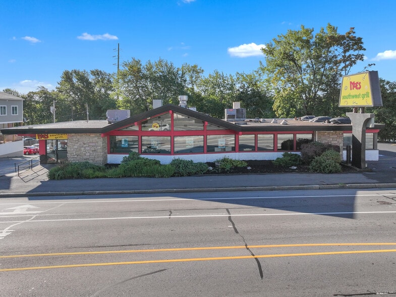 Primary Photo Of 3 Stafford St, Worcester Restaurant For Sale