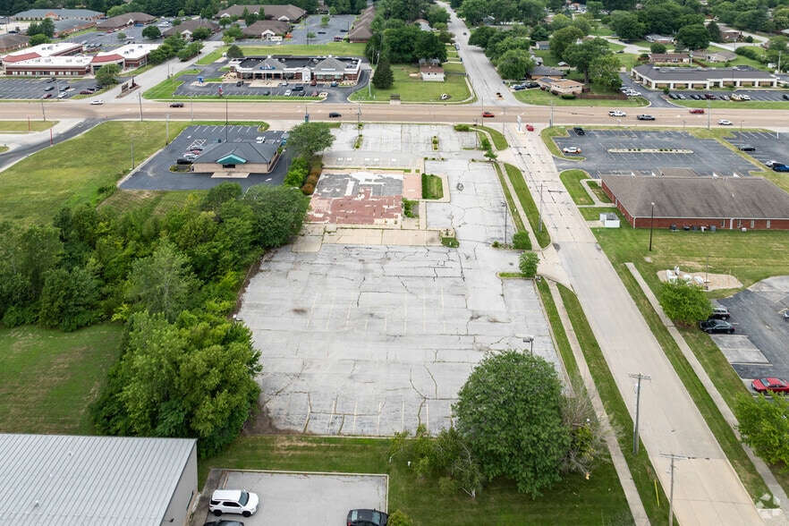 More Photos Of 4390 N Illinois St, Swansea Land For Sale