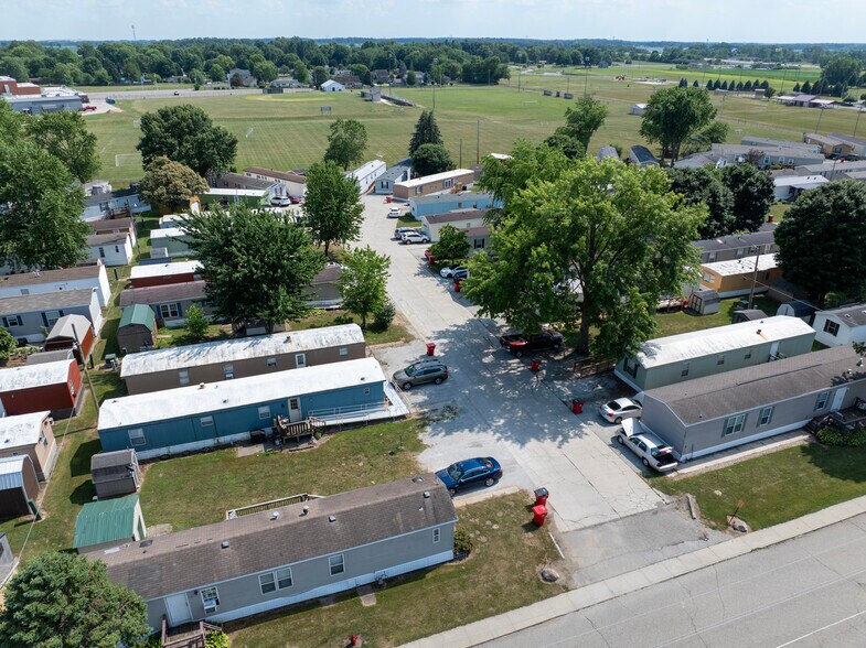 More Photos Of 205 W Marshall St, Argos Manufactured Housing Mobile Home Park For Sale