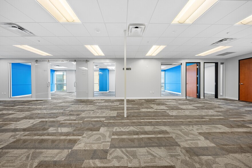 More Photos Of 121-189 S Orange Ave, Orlando Office Residential For Sale