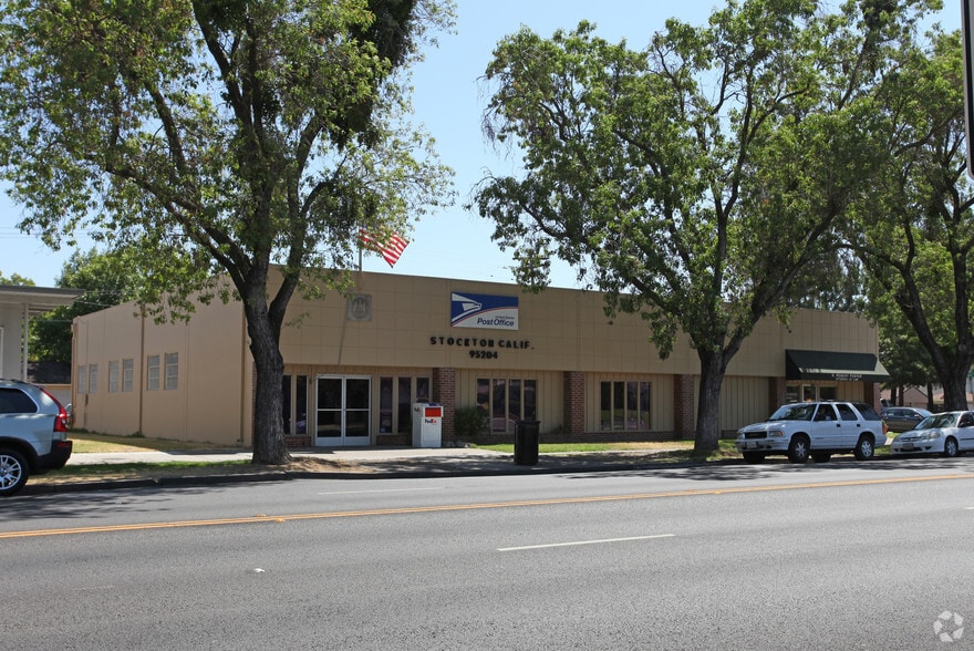 More Photos Of 2616 Pacific Ave, Stockton Post Office For Lease