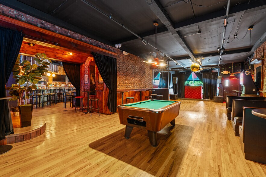 More Photos Of , Utica Unknown For Sale