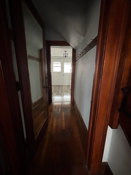 More Photos Of 603 Chestnut St, Coshocton Apartments For Sale
