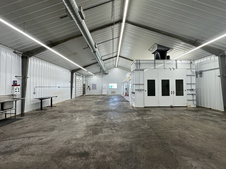 More Photos Of 18668 B50 Rd, Delta Distribution For Sale