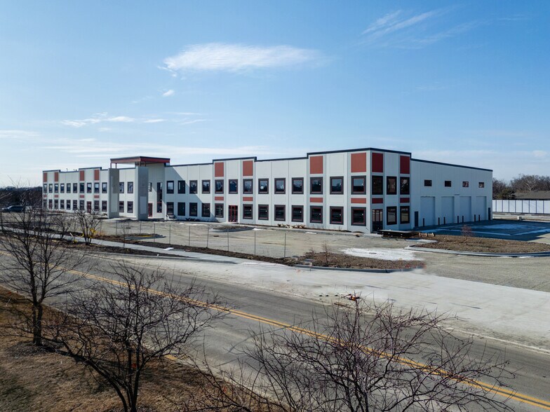 More Photos Of 4514 Western ave, Lisle Industrial For Lease