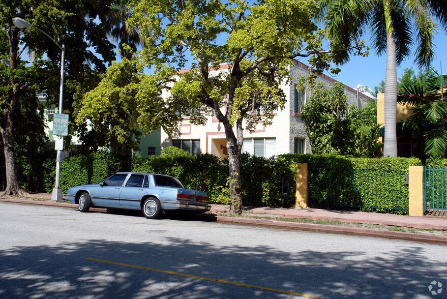 More Photos Of 818 Jefferson Ave, Miami Beach Apartments For Sale
