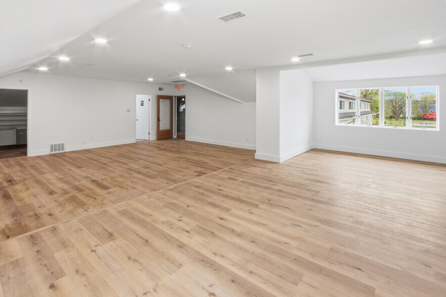 More Photos Of 1315 Harding Hwy, Richland Office Residential For Lease