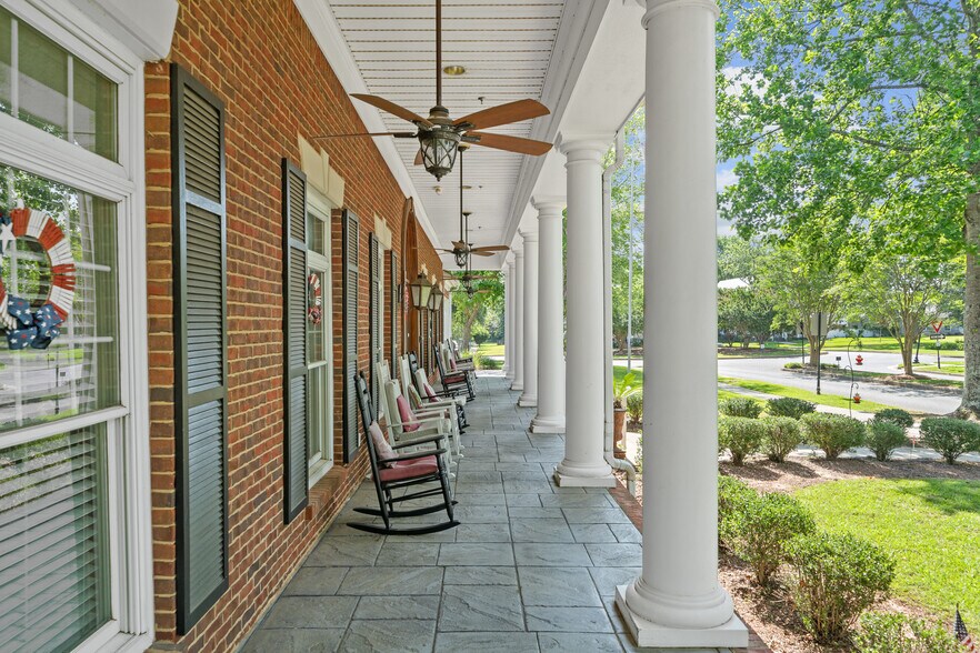 More Photos Of 10171 Papa George St, Daphne Congregate Senior Housing For Sale