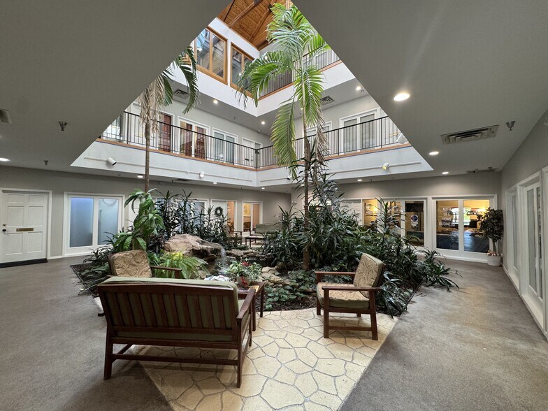 More Photos Of 7211 NW 83rd St, Kansas City Medical For Sale